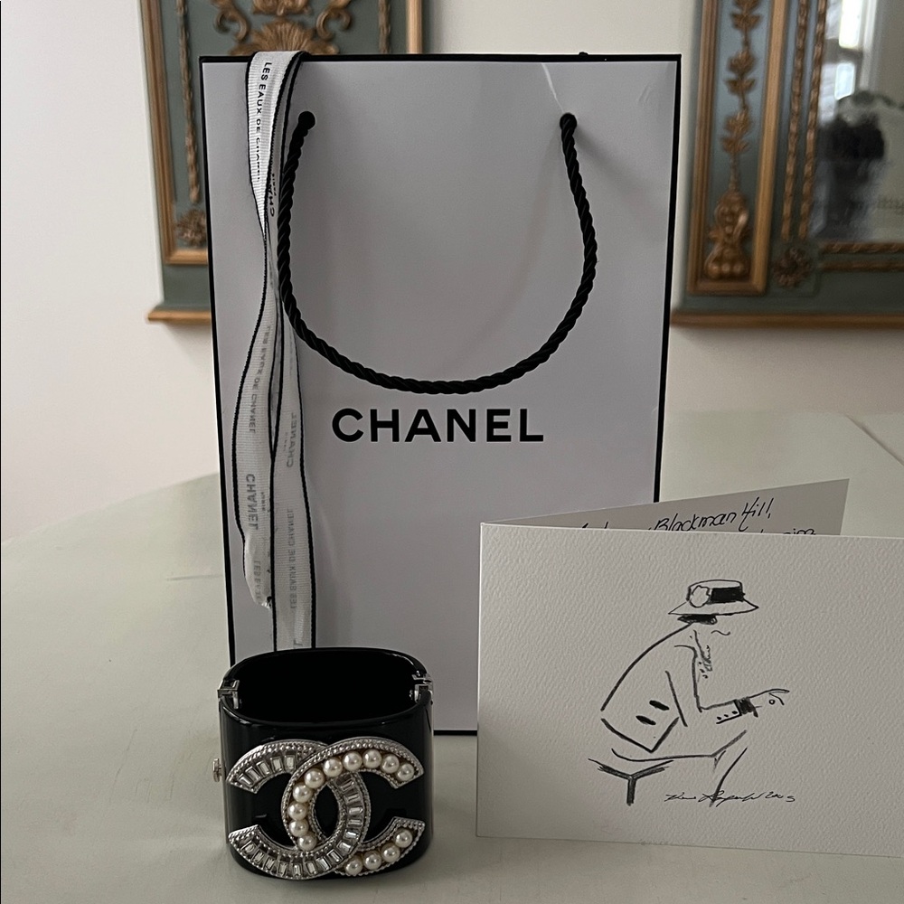 CHANEL Black Cuff with Pearl Accents